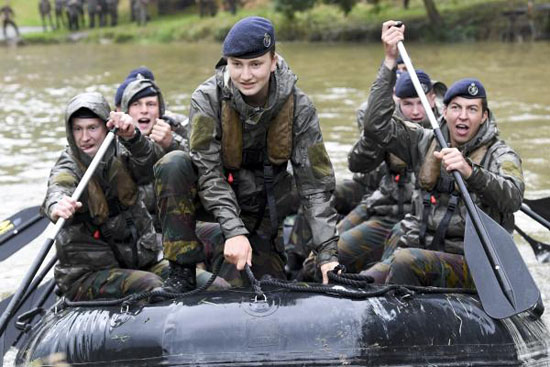 elizabeth of belgium military training