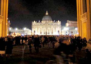 A_006_VaticanNight.jpg - 34451 Bytes