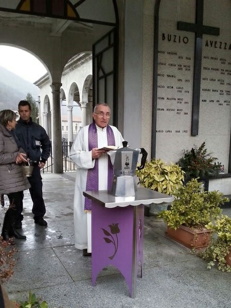 coffeemaker used as mortuary urn