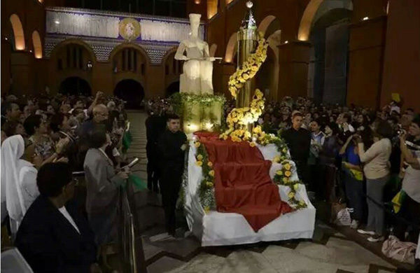 Godess Dice at Our Lady Aparecida Sanctuary