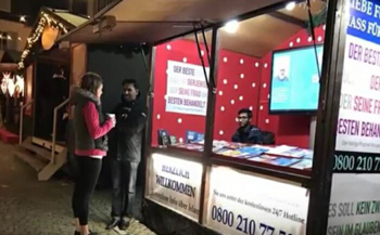 Muslim stand at Rüdesheim Christmas market