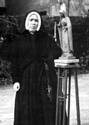 sister lucia santos